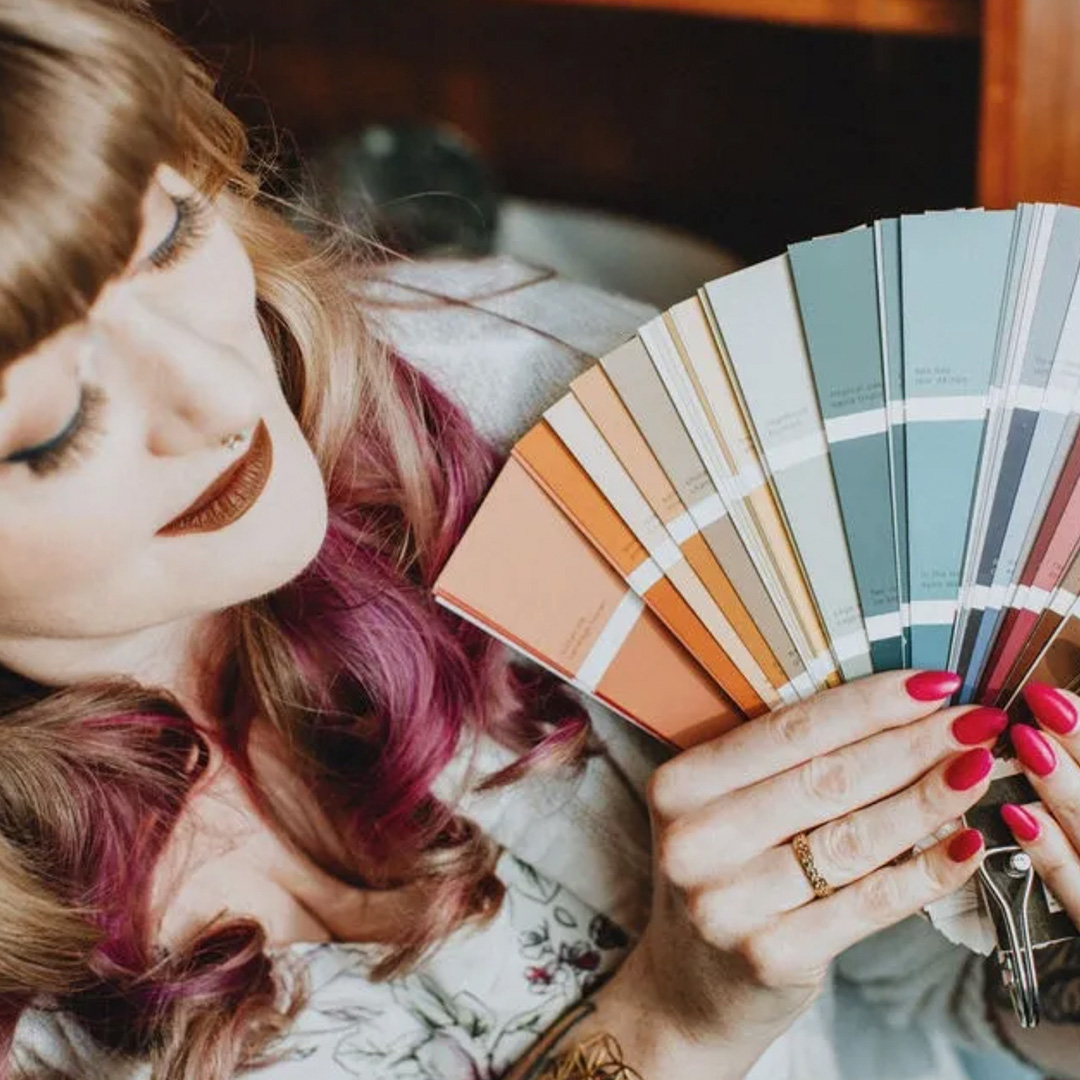 How to Work with Bold Colours